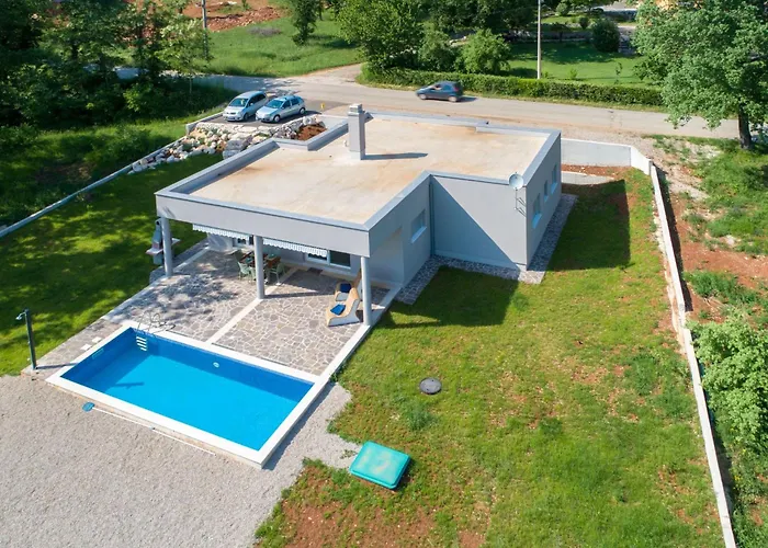 Vakantiehuis Mit Eigenem Pool By Interhome