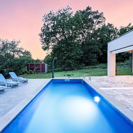Semesterbostad Mit Eigenem Pool By Interhome