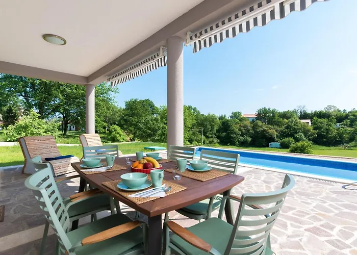 Ferienhaus Mit Eigenem Pool By Interhome *